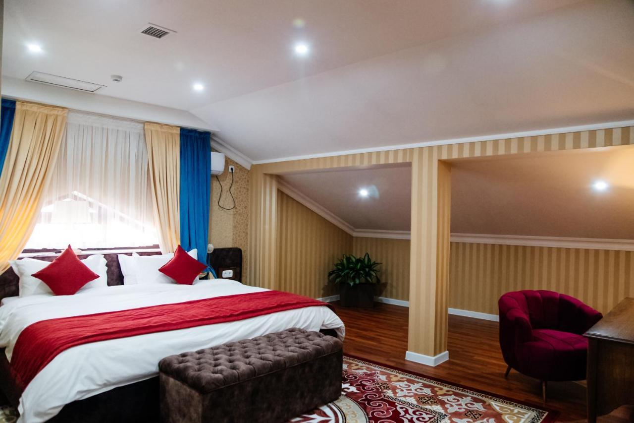 Boutique Hotel Silk Way Turkistan Exterior photo